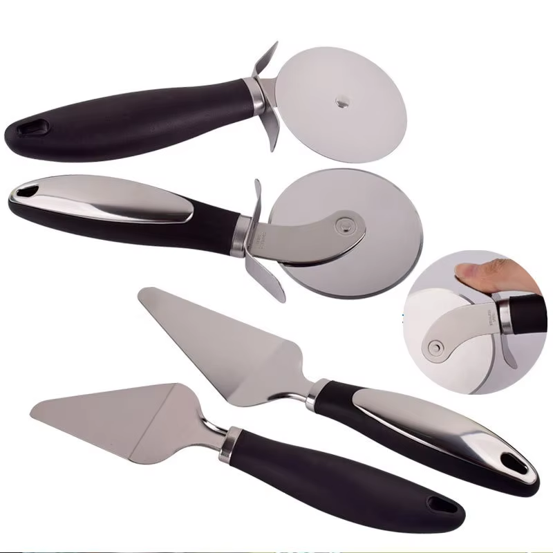 Kółko do cięcia pizzy ze stali – Kitchen Room Gadgets recenzja i cena
