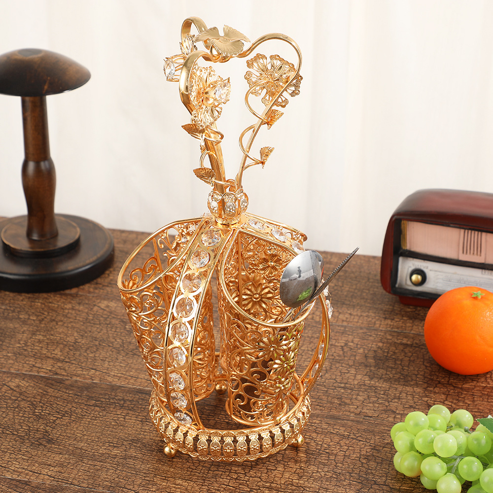Praktyczny koszyk na przybory  – Kitchen Room Gadgets recenzja i cena
